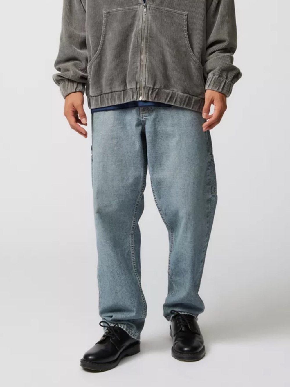 Urban Outfitters BDG Straight Leg Carpenter Jean Light Wash Baggy Utility-30x30